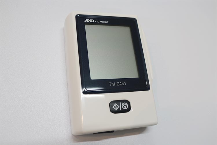 携帯型自動血圧計